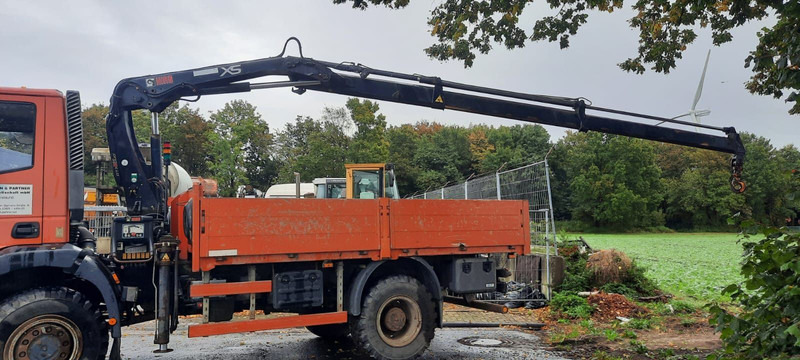 Iveco ML110-220 4x4 mit Kran+Funk - Pritsche LKW, Autokran: das Bild 2 Iveco ML110-220 4x4 mit Kran+Funk - Pritsche LKW, Autokran: das Bild 2