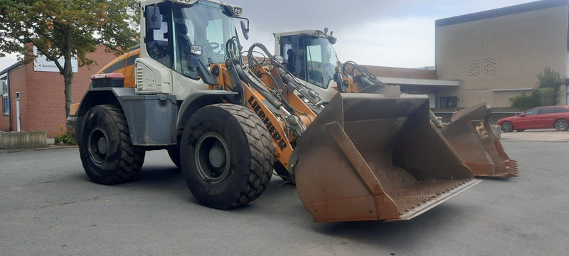 Liebherr L542 1-Hand Reifen:50% Deuschema - Radlader: das Bild 2 Liebherr L542 1-Hand Reifen:50% Deuschema - Radlader: das Bild 2
