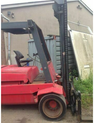 Linde H 40D 5Tonner mit Lange Gabel Deutsche Maschine - Dieselstapler: das Bild 2 Linde H 40D 5Tonner mit Lange Gabel Deutsche Maschine - Dieselstapler: das Bild 2