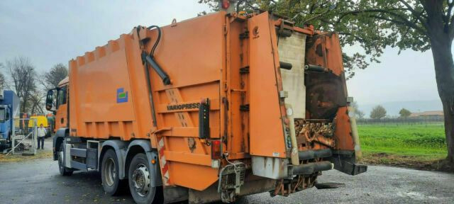 MAN 26.320 Müllwagen Faun Variopress - Müllwagen: das Bild 4 MAN 26.320 Müllwagen Faun Variopress - Müllwagen: das Bild 4