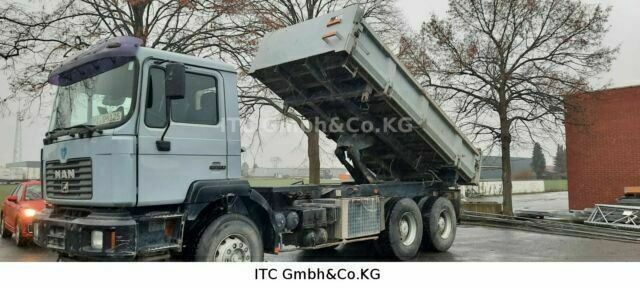 MAN 33.360K 6x4 Blatt/Blatt AP-Achse - Kipper: das Bild 2 MAN 33.360K 6x4 Blatt/Blatt AP-Achse - Kipper: das Bild 2