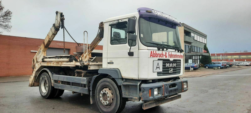 MAN ME 18.250PS Absetzkipper Meiller/Aufbau /Tele - Absetzkipper: das Bild 1 MAN ME 18.250PS Absetzkipper Meiller/Aufbau /Tele - Absetzkipper: das Bild 1