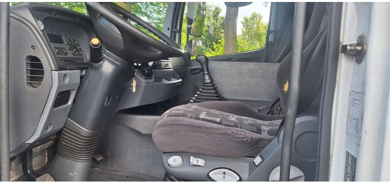 Fahrgestell LKW Mercedes-Benz 1833 2 Achser für BDF mit LBW: das Bild 6 Fahrgestell LKW Mercedes-Benz 1833 2 Achser für BDF mit LBW: das Bild 6