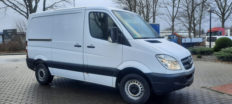 Mercedes-Benz Sprinter 316 Kastenwagen - Kleintransporter: das Bild 1 Mercedes-Benz Sprinter 316 Kastenwagen - Kleintransporter: das Bild 1