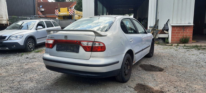 SEAT Toledo Signo 1,8 20V Autom - Limousine: das Bild 3 SEAT Toledo Signo 1,8 20V Autom - Limousine: das Bild 3