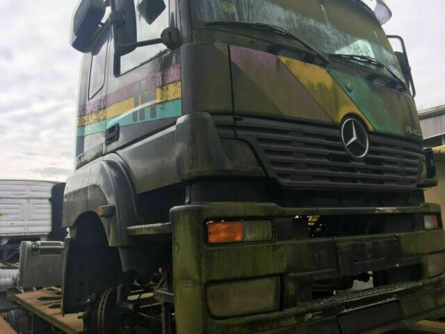 Mercedes-Benz 1843 Axor SZM Teileträger - Sattelzugmaschine: das Bild 2 Mercedes-Benz 1843 Axor SZM Teileträger - Sattelzugmaschine: das Bild 2