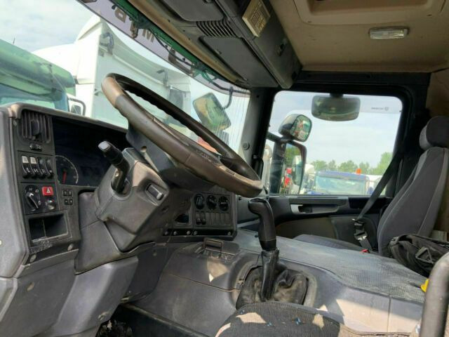 Scania P340PS 8x4 Blatt/Blatt 1-Hand - Fahrmischer: das Bild 4 Scania P340PS 8x4 Blatt/Blatt 1-Hand - Fahrmischer: das Bild 4