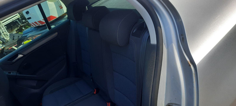Volkswagen Golf - PKW: das Bild 5 Volkswagen Golf - PKW: das Bild 5