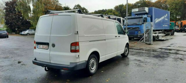 Volkswagen Transporter TDI Kastenwagen Lang - Kleintransporter: das Bild 4 Volkswagen Transporter TDI Kastenwagen Lang - Kleintransporter: das Bild 4