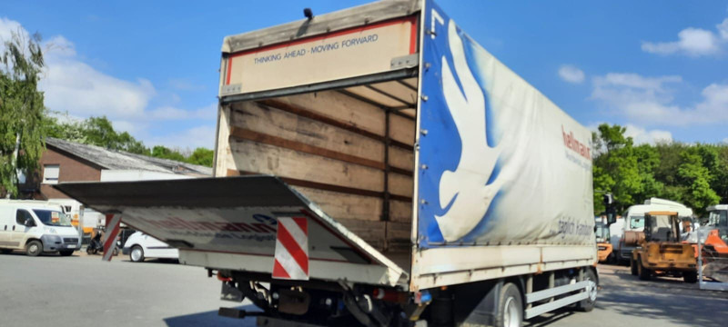 Volvo FL 6-250PS Plane Spriegel LBW Klima - Plane LKW: das Bild 4 Volvo FL 6-250PS Plane Spriegel LBW Klima - Plane LKW: das Bild 4