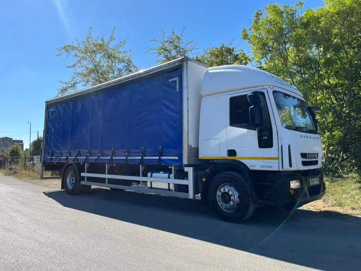 Plane LKW 2013 Iveco Eurocargo Curtainsider: das Bild 25