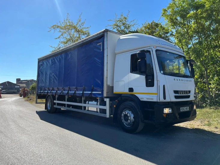 Plane LKW 2013 Iveco Eurocargo Curtainsider: das Bild 24