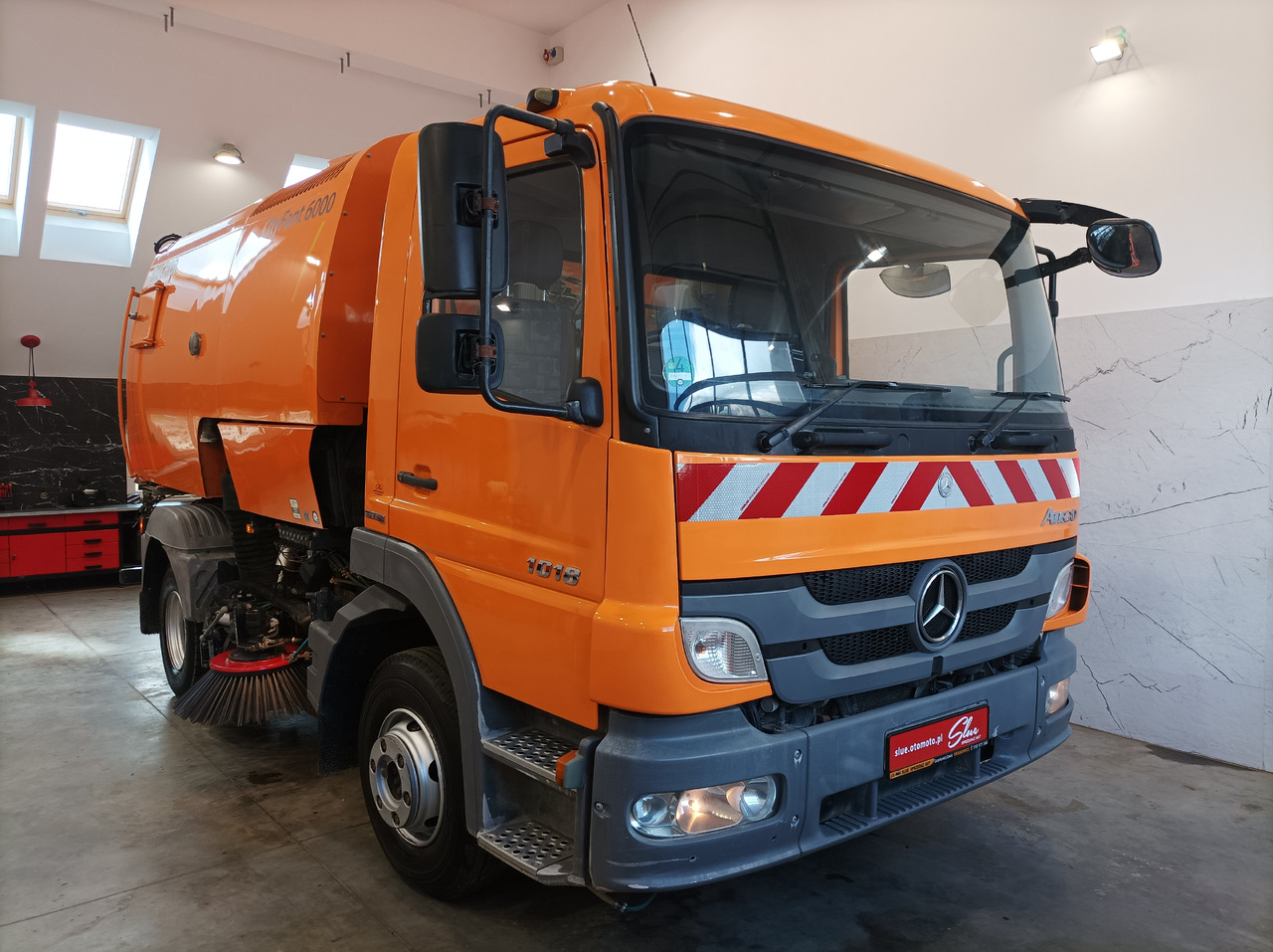 MERCEDES-BENZ Atego 1018 Zamiatarka Kehrmaschine BUCHER Szczotki L/R PM10 2 Silniki 2012r - Kehrmaschine: das Bild 1 MERCEDES-BENZ Atego 1018 Zamiatarka Kehrmaschine BUCHER Szczotki L/R PM10 2 Silniki 2012r - Kehrmaschine: das Bild 1