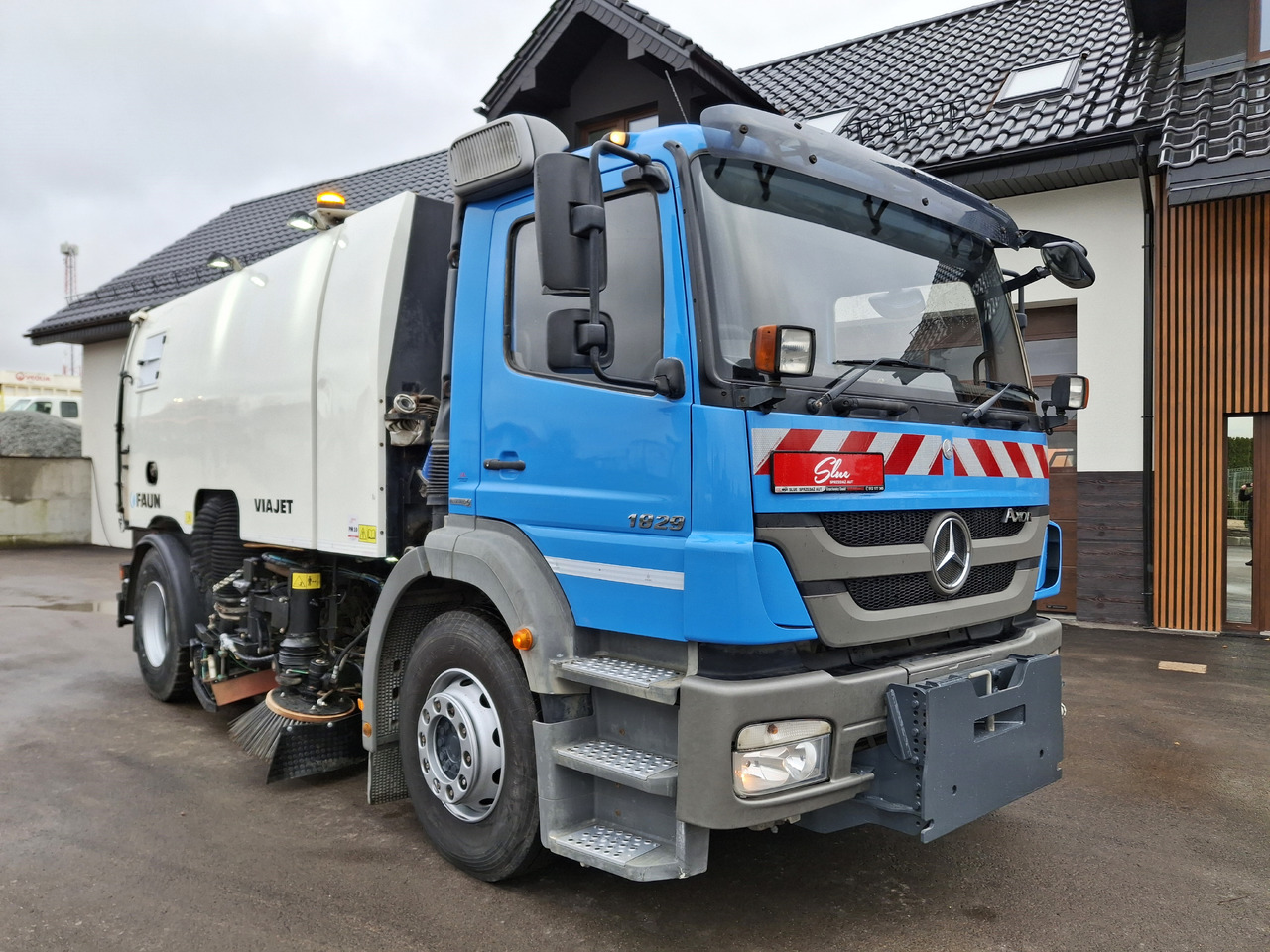 Mercedes-Benz Axor 1829 Zamiatarka Kehrmaschine FAUN Euro5 PM10 76 Tyś KM 2010 - Kehrmaschine: das Bild 1 Mercedes-Benz Axor 1829 Zamiatarka Kehrmaschine FAUN Euro5 PM10 76 Tyś KM 2010 - Kehrmaschine: das Bild 1