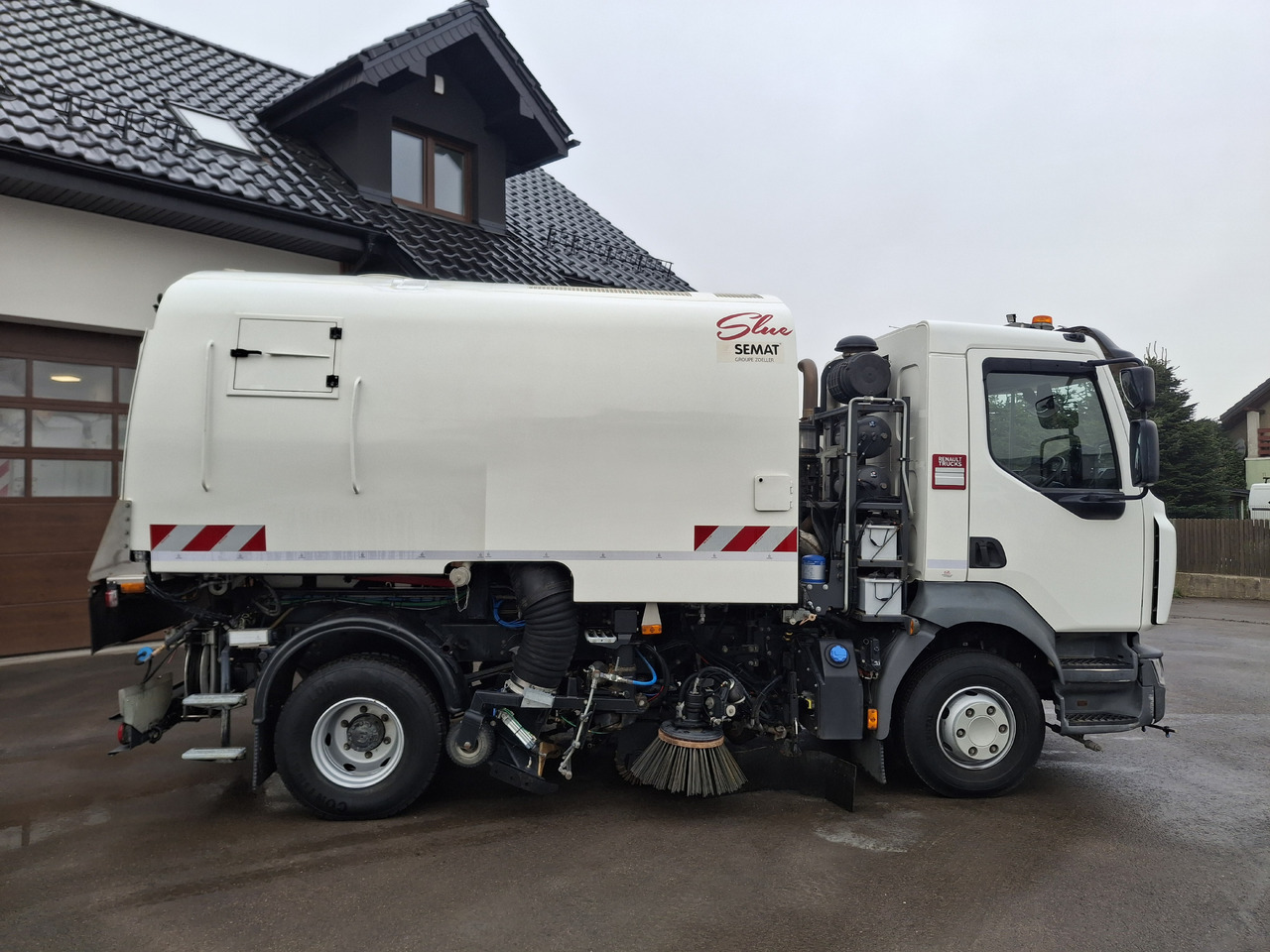 RENAULT D12 Zamiatarka Kehrmaschine SEMAT Zoeller Faun Karcher Euro 6 PM10 L/R 2017r - Kehrmaschine: das Bild 5 RENAULT D12 Zamiatarka Kehrmaschine SEMAT Zoeller Faun Karcher Euro 6 PM10 L/R 2017r - Kehrmaschine: das Bild 5