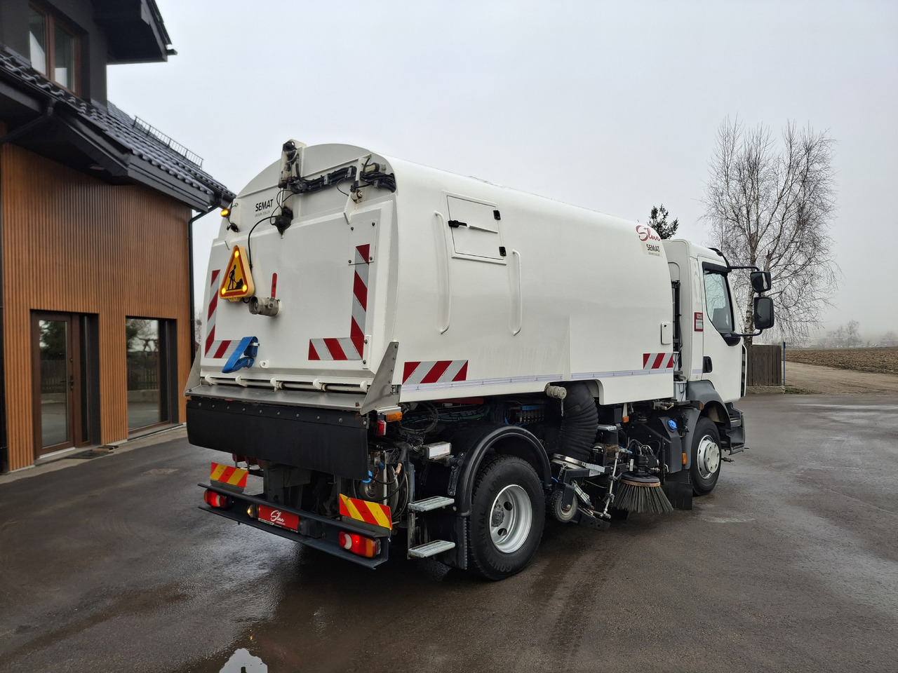 RENAULT D12 Zamiatarka Kehrmaschine SEMAT Zoeller Faun Karcher Euro 6 PM10 L/R 2017r - Kehrmaschine: das Bild 3 RENAULT D12 Zamiatarka Kehrmaschine SEMAT Zoeller Faun Karcher Euro 6 PM10 L/R 2017r - Kehrmaschine: das Bild 3