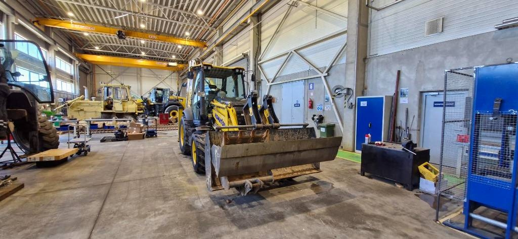Komatsu WB 93 R - Baggerlader: das Bild 2 Komatsu WB 93 R - Baggerlader: das Bild 2