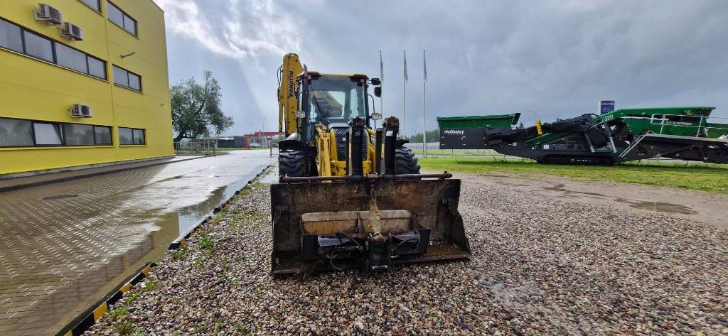 Komatsu WB 97 R-8 - Baggerlader: das Bild 5 Komatsu WB 97 R-8 - Baggerlader: das Bild 5