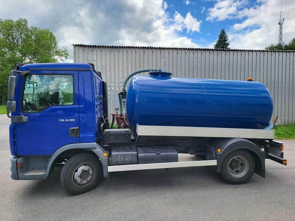 MAN TGL 8.180 4X2 VACUUM 4m³ - Saug-/ Spülfahrzeug: das Bild 2 MAN TGL 8.180 4X2 VACUUM 4m³ - Saug-/ Spülfahrzeug: das Bild 2