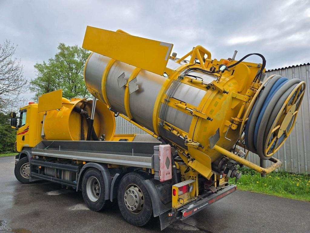 Scania R420 6X2 ADR AMPHITECH VORTEX 13m³ - Saug-/ Spülfahrzeug: das Bild 2 Scania R420 6X2 ADR AMPHITECH VORTEX 13m³ - Saug-/ Spülfahrzeug: das Bild 2