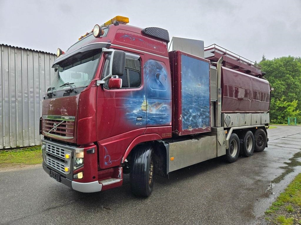 Volvo FH16 610 8X4 FICO ADR 9.9m³ + 11.8m³ - Saug-/ Spülfahrzeug: das Bild 1 Volvo FH16 610 8X4 FICO ADR 9.9m³ + 11.8m³ - Saug-/ Spülfahrzeug: das Bild 1