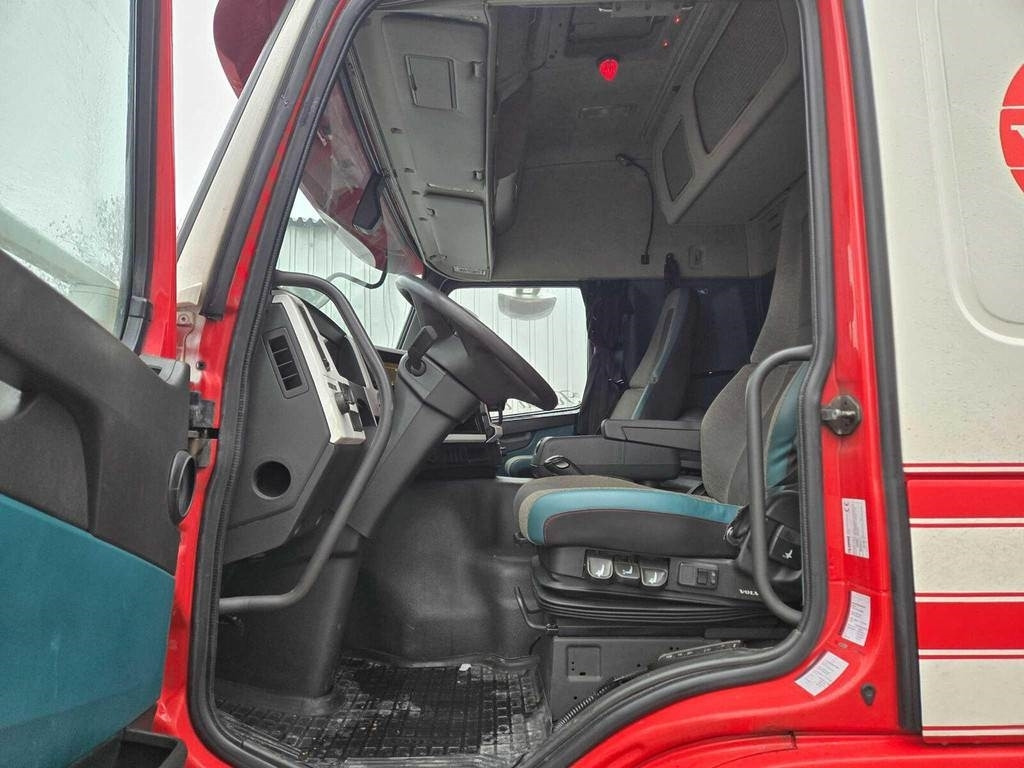 Koffer LKW Volvo FM370 4X2 SIDEOPENING: das Bild 6
