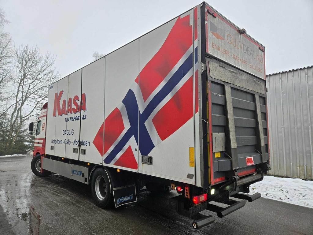 Koffer LKW Volvo FM370 4X2 SIDEOPENING: das Bild 9