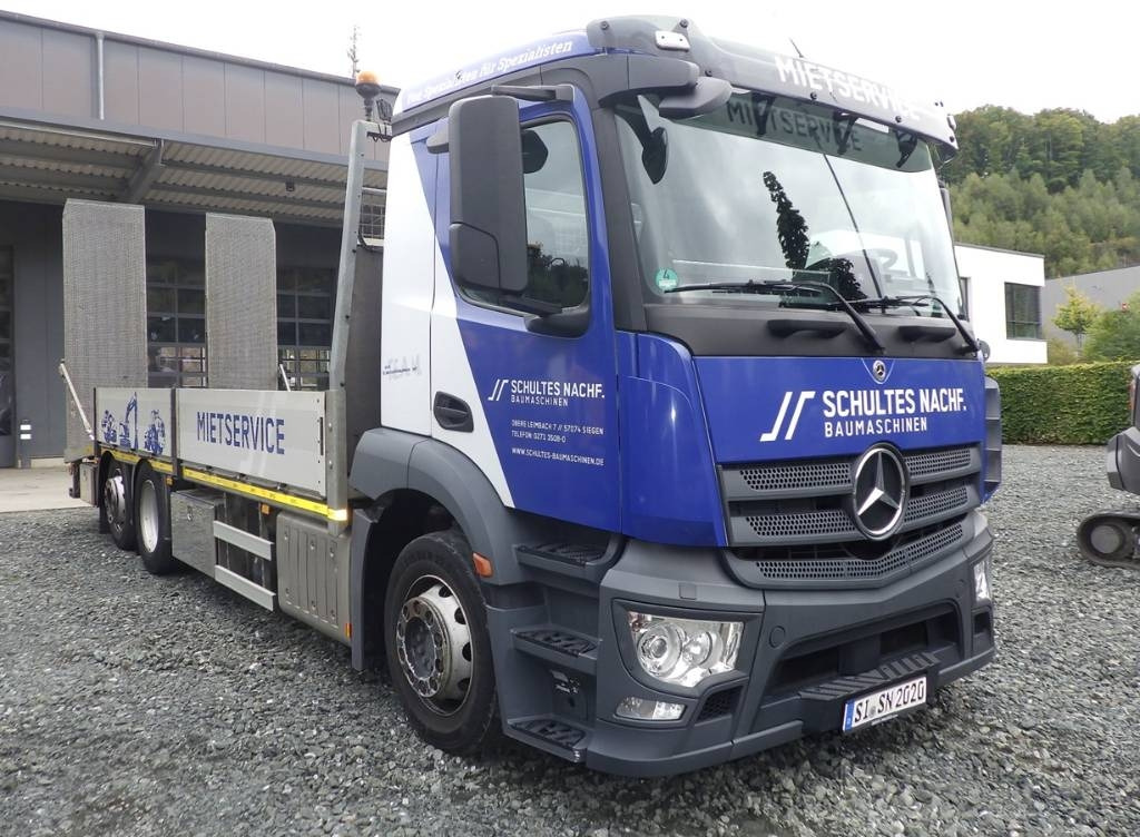Mercedes-Benz Antos 2533 L Maschinentransporter - Autotransporter LKW: das Bild 4 Mercedes-Benz Antos 2533 L Maschinentransporter - Autotransporter LKW: das Bild 4