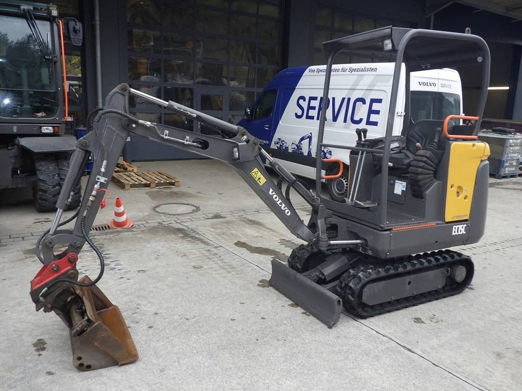 Volvo EC 15 C - Minibagger: das Bild 1 Volvo EC 15 C - Minibagger: das Bild 1