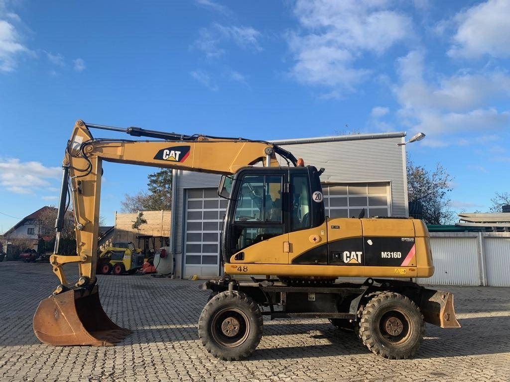 CAT M 316 D - Mobilbagger: das Bild 2 CAT M 316 D - Mobilbagger: das Bild 2