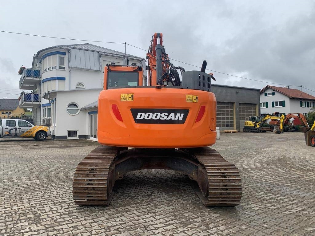 Doosan DX 235 LCR-5 - Kettenbagger: das Bild 4 Doosan DX 235 LCR-5 - Kettenbagger: das Bild 4