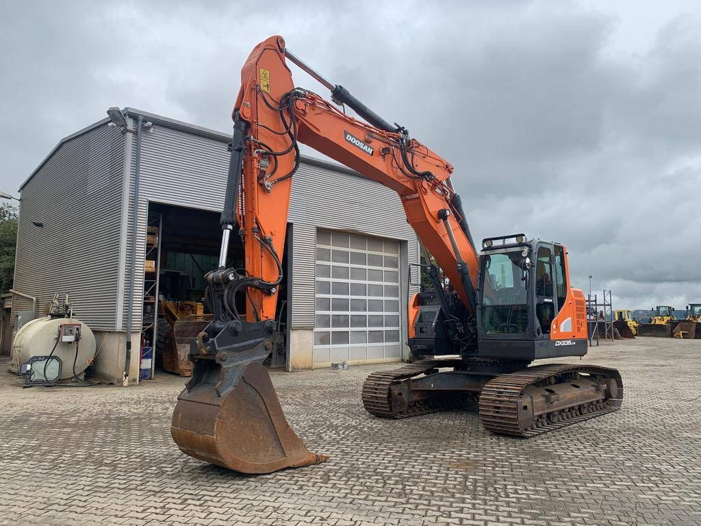 Doosan DX 235 LCR-5 - Kettenbagger: das Bild 1 Doosan DX 235 LCR-5 - Kettenbagger: das Bild 1