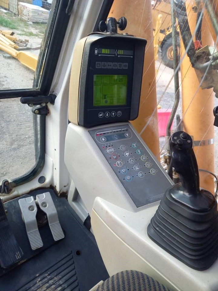 Liebherr R 924 B HD S L LITROIC  - Leasing Liebherr R 924 B HD S L LITROIC: das Bild 7