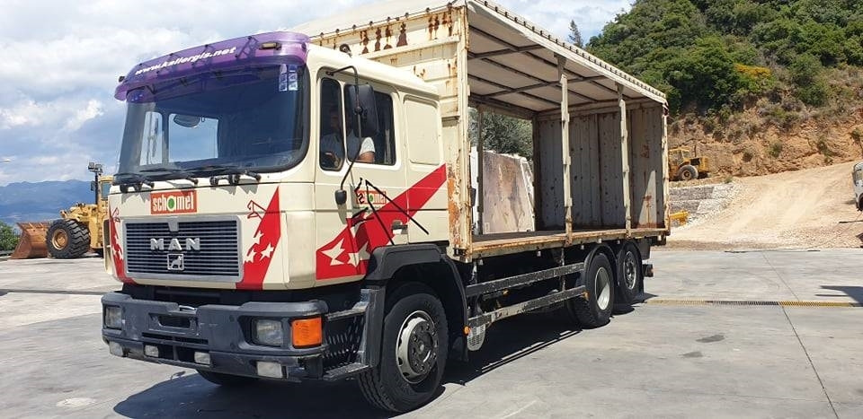 MAN 26.422 - Plane LKW: das Bild 2 MAN 26.422 - Plane LKW: das Bild 2