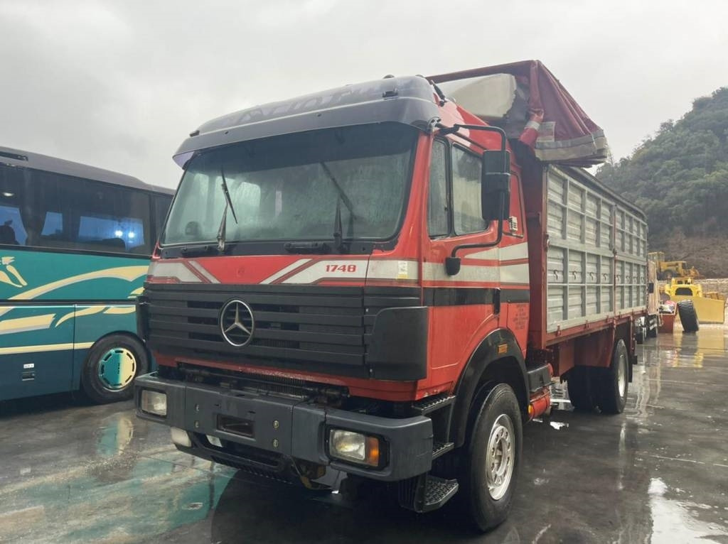 Mercedes-Benz 1748 - Kipper: das Bild 4 Mercedes-Benz 1748 - Kipper: das Bild 4