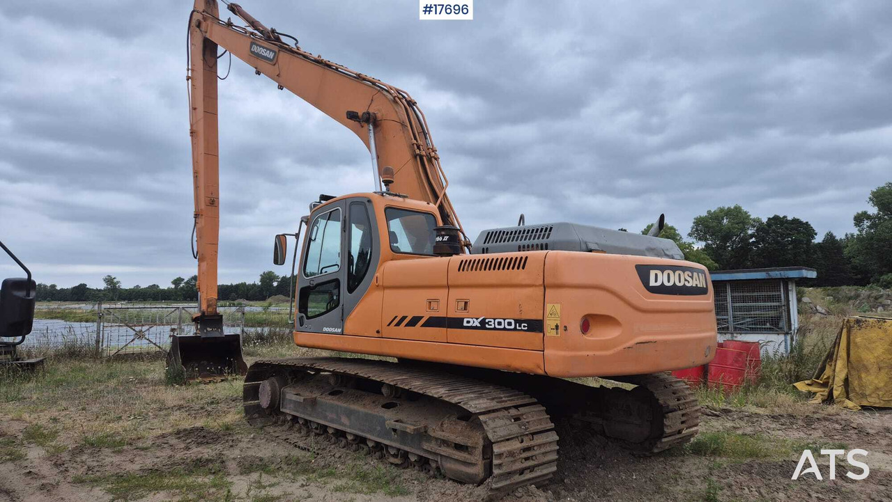 2006 Doosan DX 300 LC - Kettenbagger: das Bild 2 2006 Doosan DX 300 LC - Kettenbagger: das Bild 2