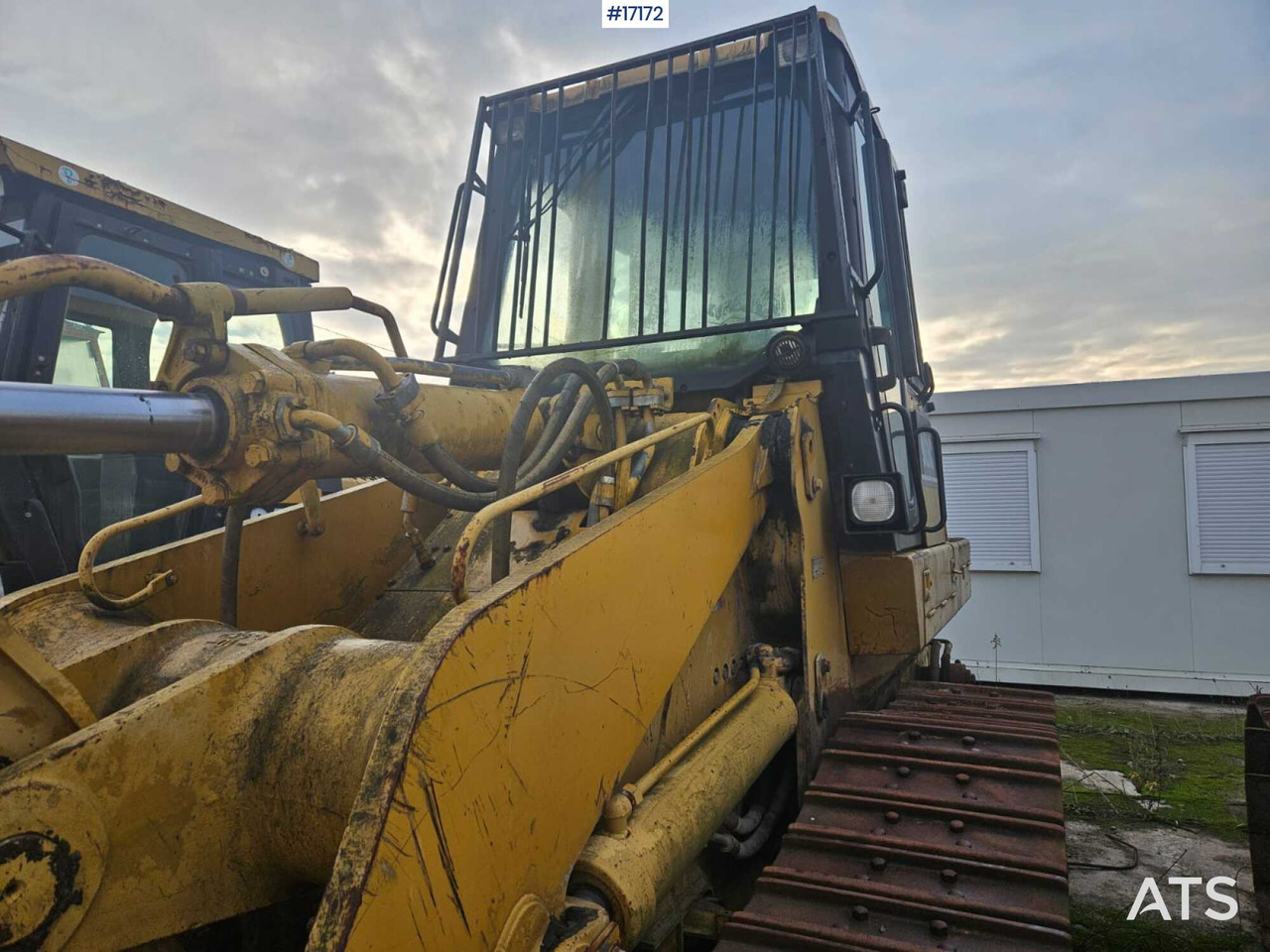 Crawler loader CAT 963C (2004) - Laderaupe: das Bild 4 Crawler loader CAT 963C (2004) - Laderaupe: das Bild 4