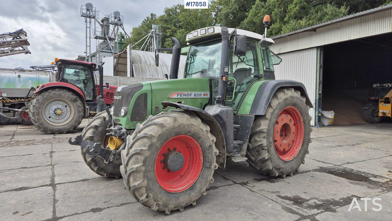 FENDT 820 VARIO TMS agricultural tractor (2011) - Traktor: das Bild 4 FENDT 820 VARIO TMS agricultural tractor (2011) - Traktor: das Bild 4