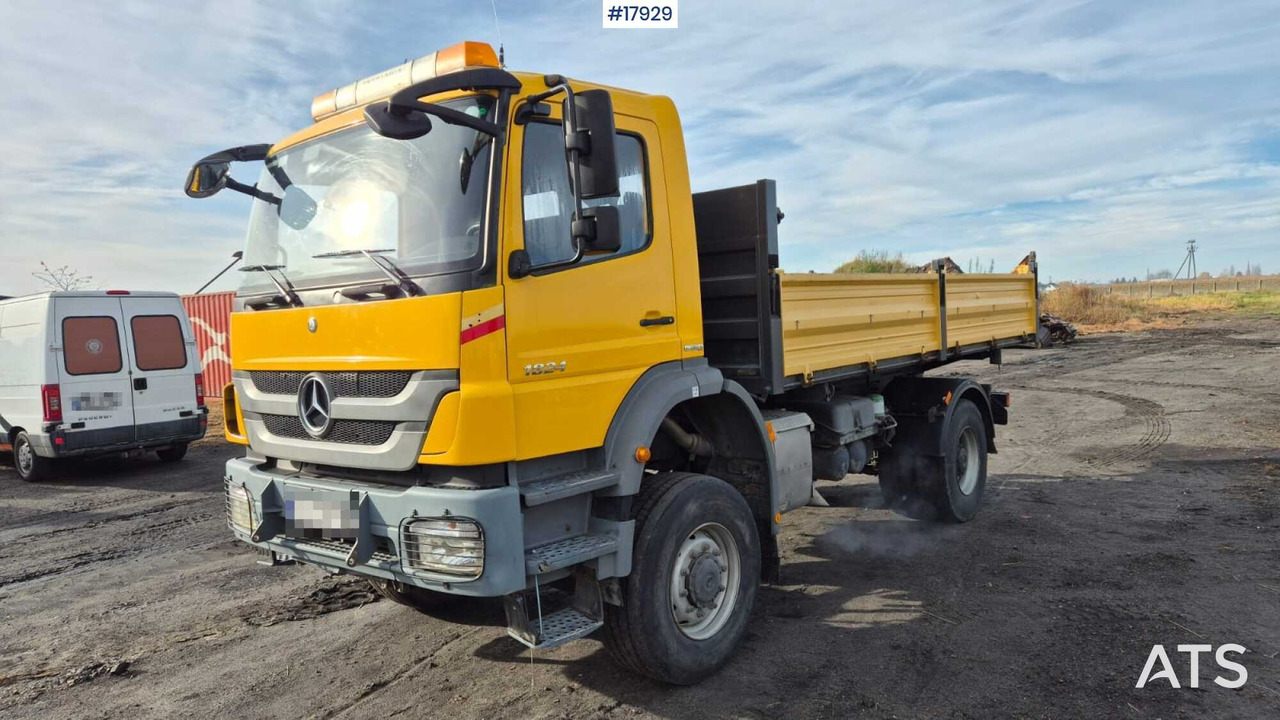 Mercedes-Benz 1824 4x4 dump truck (2005) - Kipper: das Bild 5 Mercedes-Benz 1824 4x4 dump truck (2005) - Kipper: das Bild 5