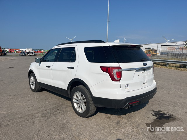 2015 Ford Explorer 4WD SUV - SUV/ Geländewagen: das Bild 2 2015 Ford Explorer 4WD SUV - SUV/ Geländewagen: das Bild 2