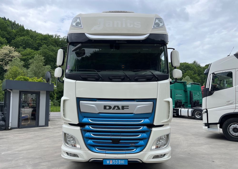 DAF XF 106.480 // 2018 Rok // Retarder // SSC // Standard // Klima Postojowa // Radary // - Sattelzugmaschine: das Bild 2 DAF XF 106.480 // 2018 Rok // Retarder // SSC // Standard // Klima Postojowa // Radary // - Sattelzugmaschine: das Bild 2