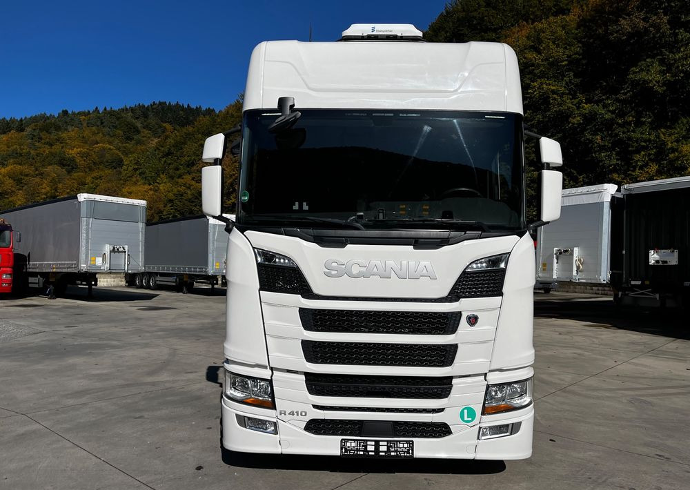 Scania R410 // 2018 // Retarder // Tandem 7.7+7.7 // Przyczepa Krone // Oś podnosozna // - Plane LKW: das Bild 3 Scania R410 // 2018 // Retarder // Tandem 7.7+7.7 // Przyczepa Krone // Oś podnosozna // - Plane LKW: das Bild 3