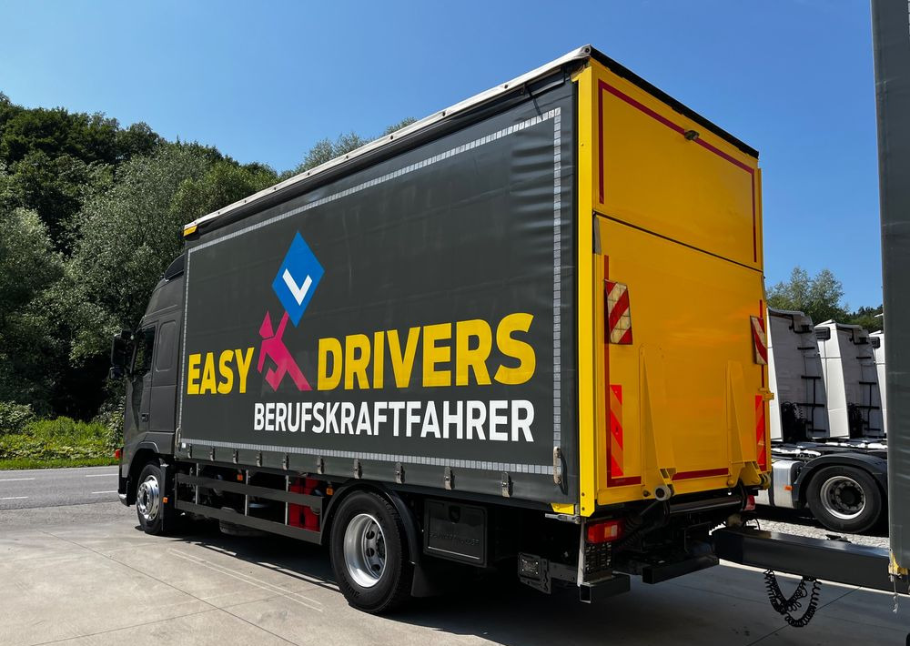 Volvo FH 420 4x2 // Zestaw + przyczepa Schwarzmuller // Jak Nowy // Niski przebieg // Automat // Idealny !!! - Plane LKW: das Bild 4 Volvo FH 420 4x2 // Zestaw + przyczepa Schwarzmuller // Jak Nowy // Niski przebieg // Automat // Idealny !!! - Plane LKW: das Bild 4