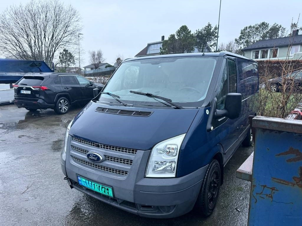 Ford Transit - Kastenwagen: das Bild 2 Ford Transit - Kastenwagen: das Bild 2