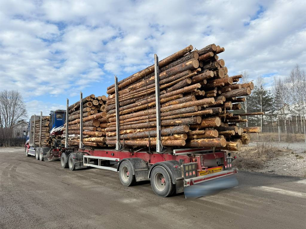 Scania R 730 6x4 Jonsered J1088S - Holztransporter: das Bild 5 Scania R 730 6x4 Jonsered J1088S - Holztransporter: das Bild 5
