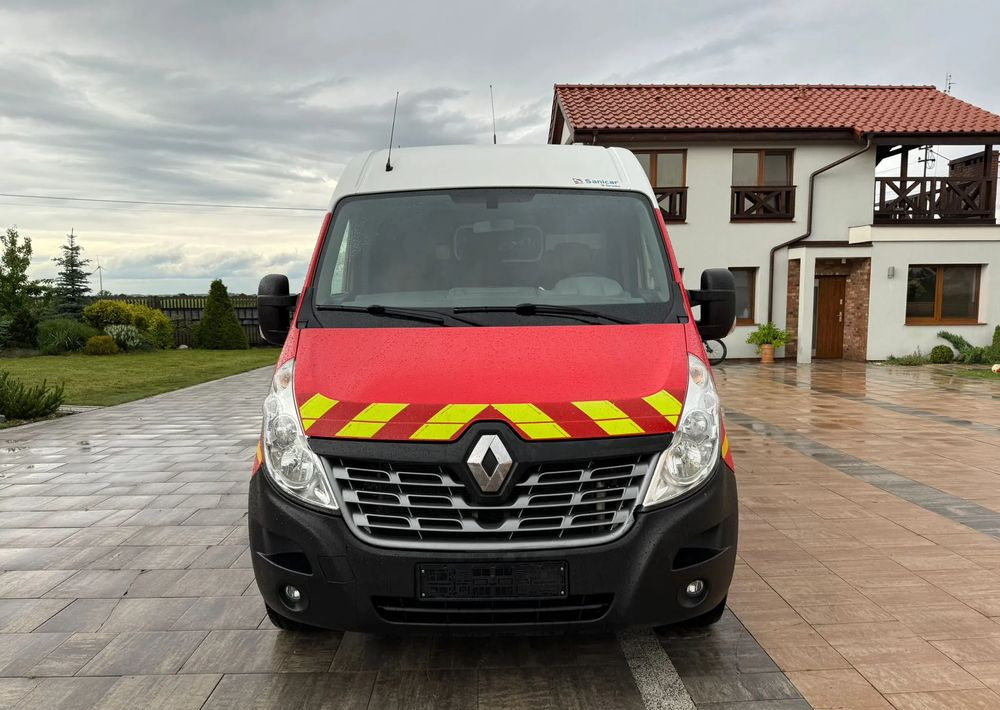 Renault Master - Krankenwagen: das Bild 2 Renault Master - Krankenwagen: das Bild 2