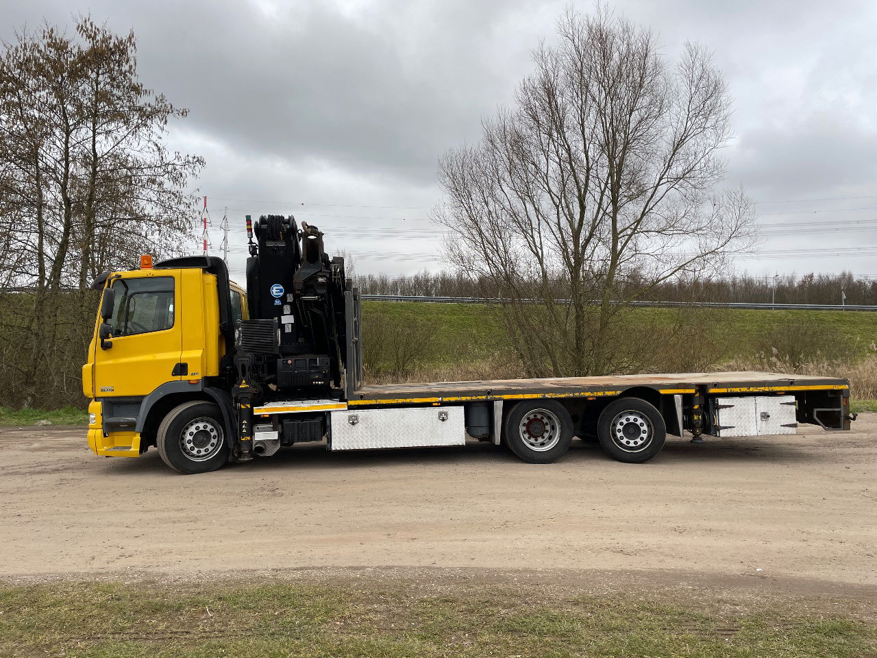 DAF 85.410 Met Effer 470 6s laadkraan ladekran loadercrane crane palfinger hiab fassi - Autokran: das Bild 2 DAF 85.410 Met Effer 470 6s laadkraan ladekran loadercrane crane palfinger hiab fassi - Autokran: das Bild 2