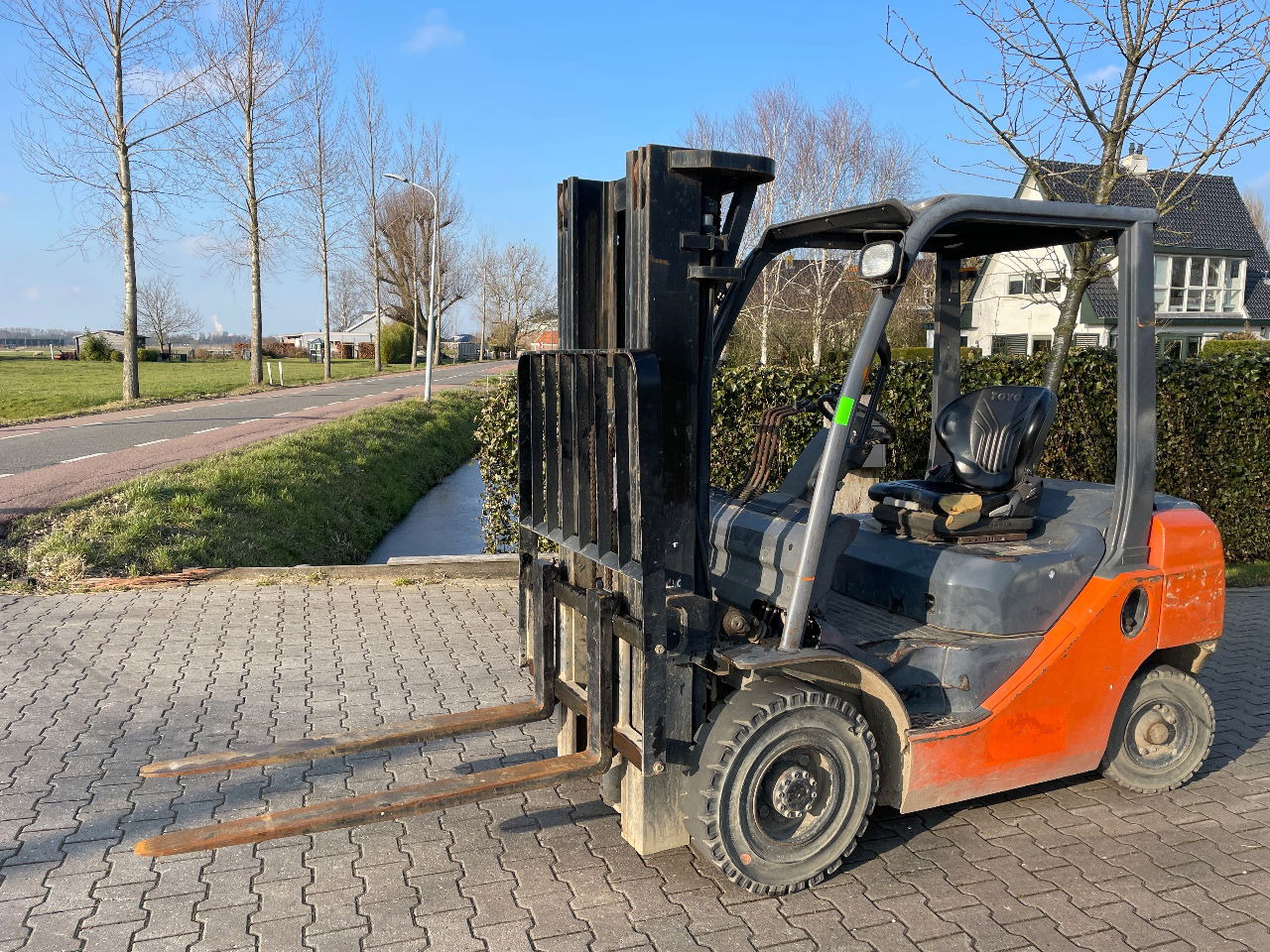 Toyota 02 8FDF25 2.5 ton triplo diesel heftruck - Gabelstapler: das Bild 2 Toyota 02 8FDF25 2.5 ton triplo diesel heftruck - Gabelstapler: das Bild 2