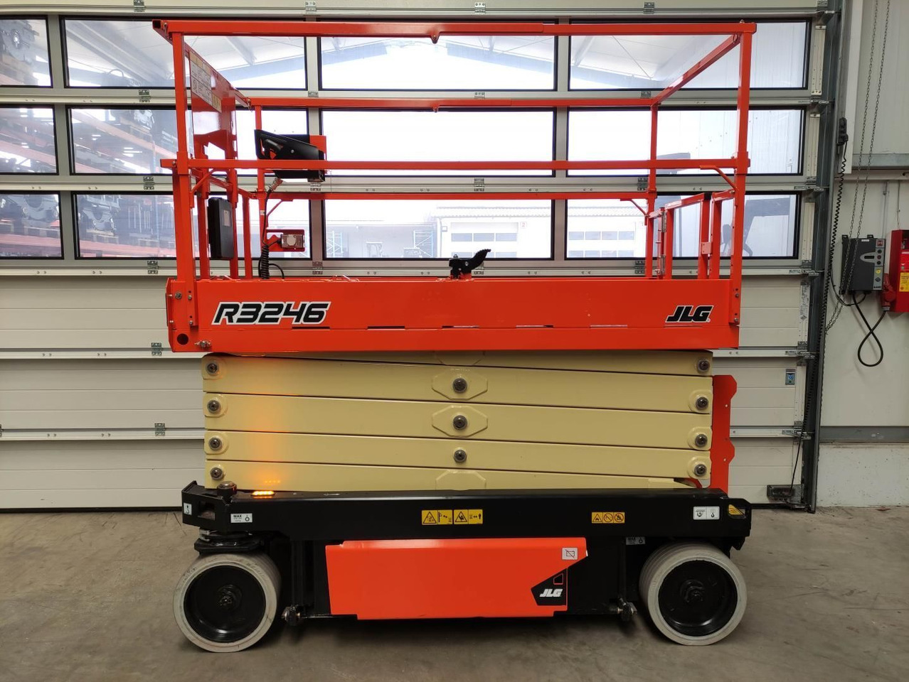 JLG R3246 - Scherenbühne: das Bild 1 JLG R3246 - Scherenbühne: das Bild 1