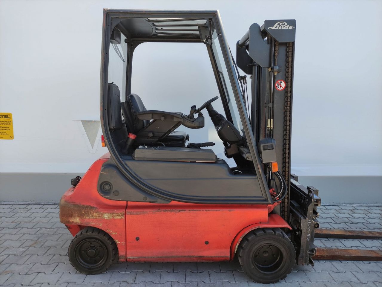 Linde E20P-02-335 - Elektrostapler: das Bild 2 Linde E20P-02-335 - Elektrostapler: das Bild 2